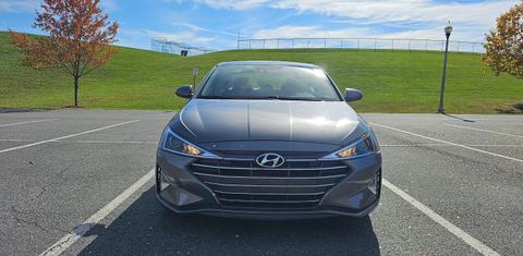 Hyundai Elantra 2020
