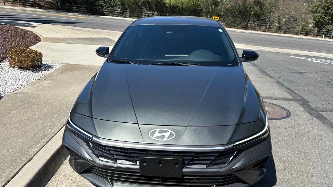 Hyundai Elantra 2025 in 