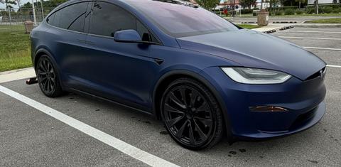 Tesla Model X 2022