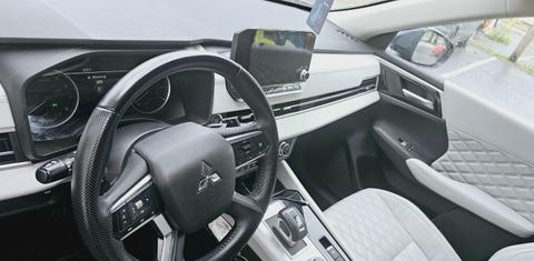 Mitsubishi Outlander 2022