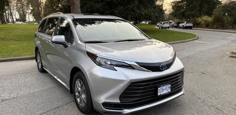 Toyota Sienna 2025