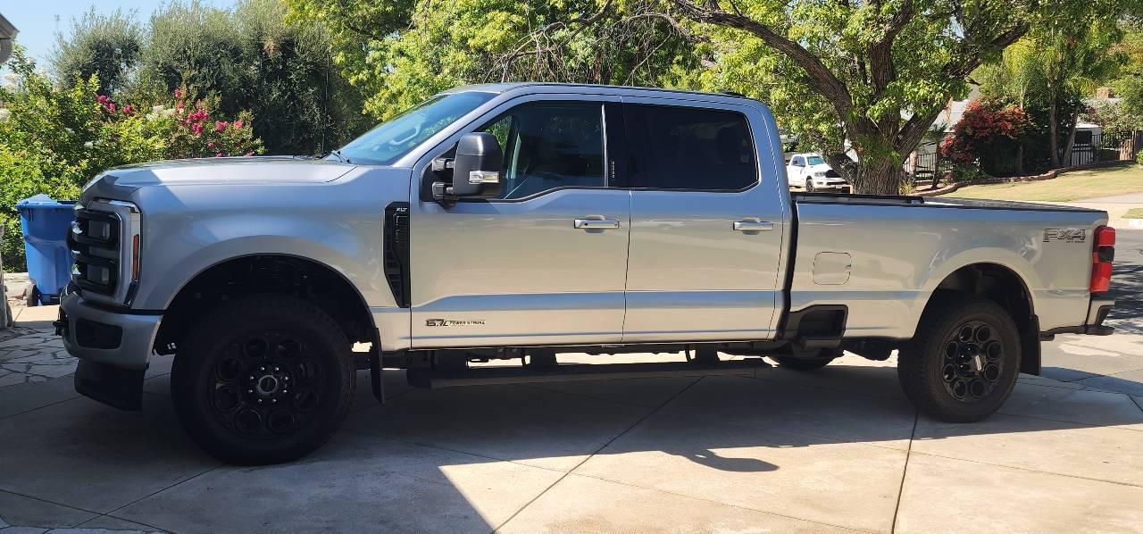 Ford Super Duty F-350 2024 in Los Angeles, CA