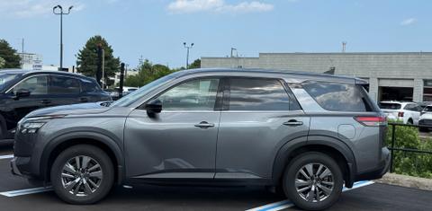 Nissan Pathfinder 2025
