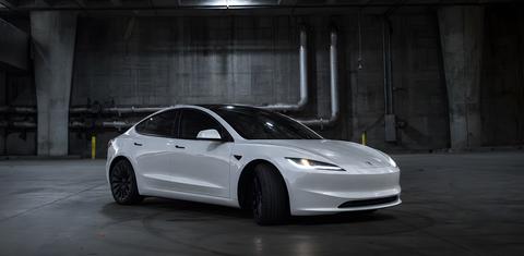 Tesla Model 3 2024