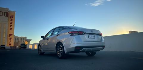 Nissan Versa 2024