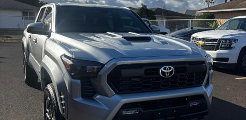 Toyota Tacoma 2024