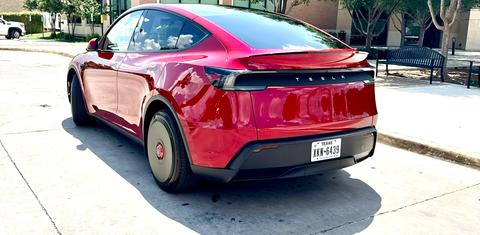 Tesla Model Y 2026