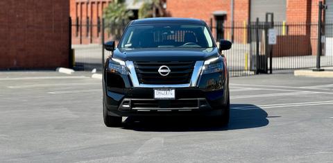 Nissan Pathfinder 2024