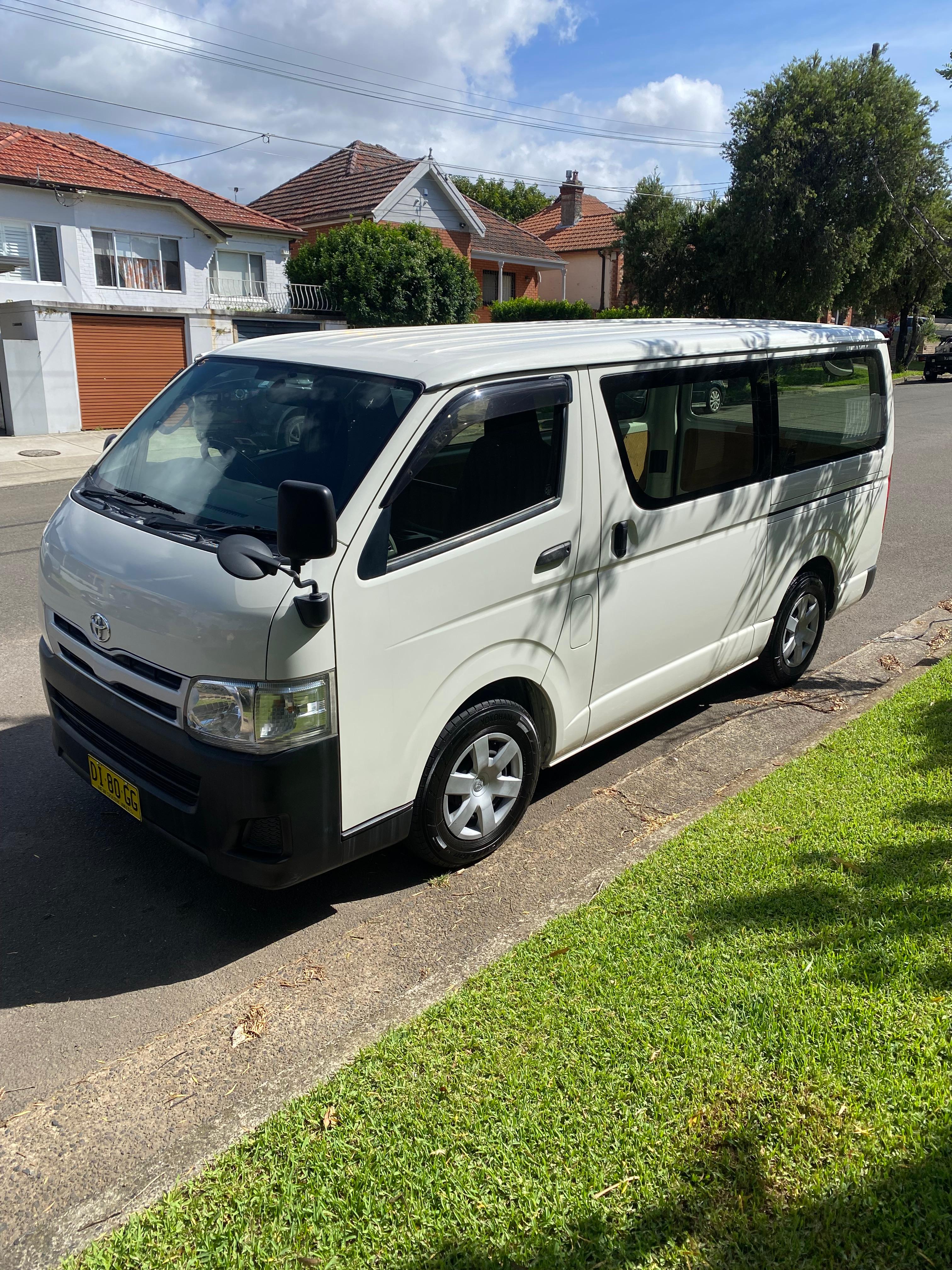 Toyota HIACE 2013 in Bexley
