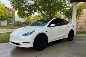 Tesla Model Y 2024 in Commerce City