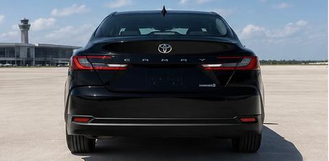 Toyota Camry Hybrid 2026