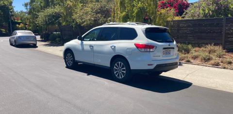 Nissan Pathfinder 2016