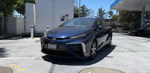 Toyota Mirai 2016