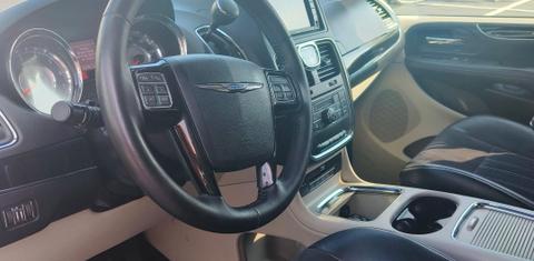 Chrysler Town & Country 2016