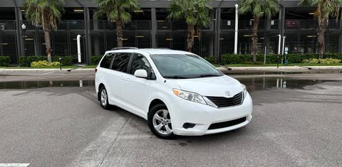 Toyota Sienna 2012