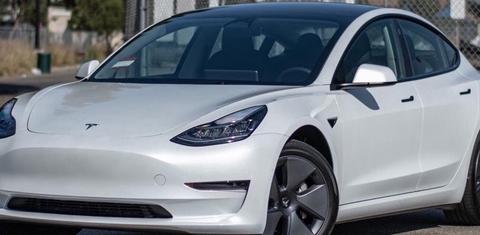 Tesla Model 3 2020
