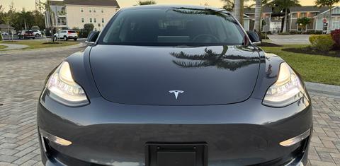 Tesla Model 3 2019