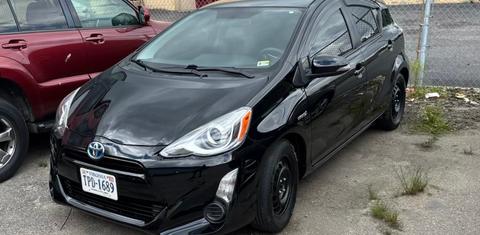 Toyota Prius c 2015