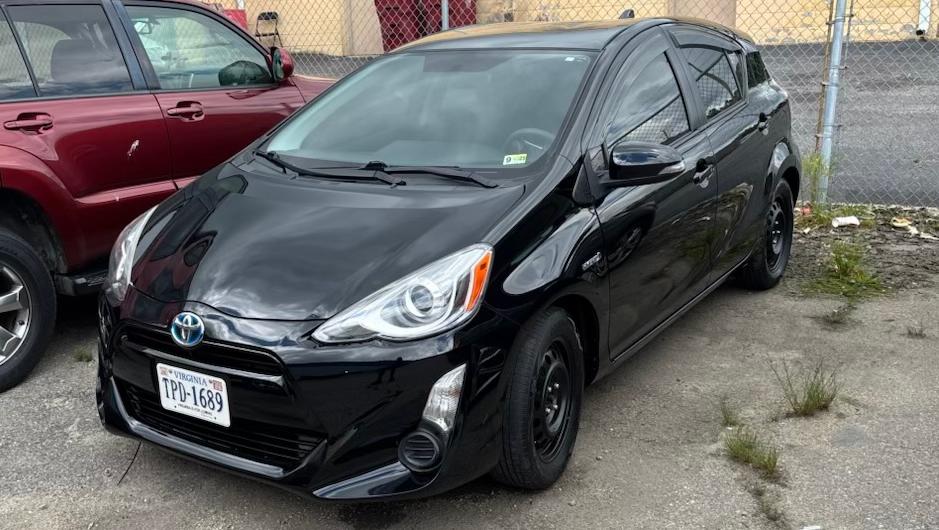 Toyota Prius c 2015 in 