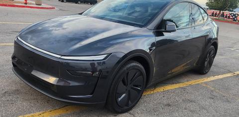 Tesla Model Y 2026