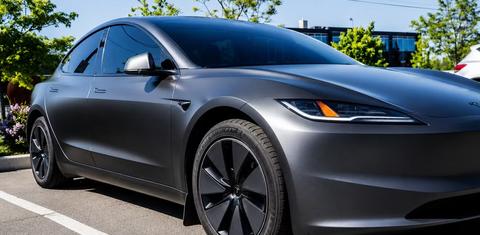 Tesla Model 3 2024