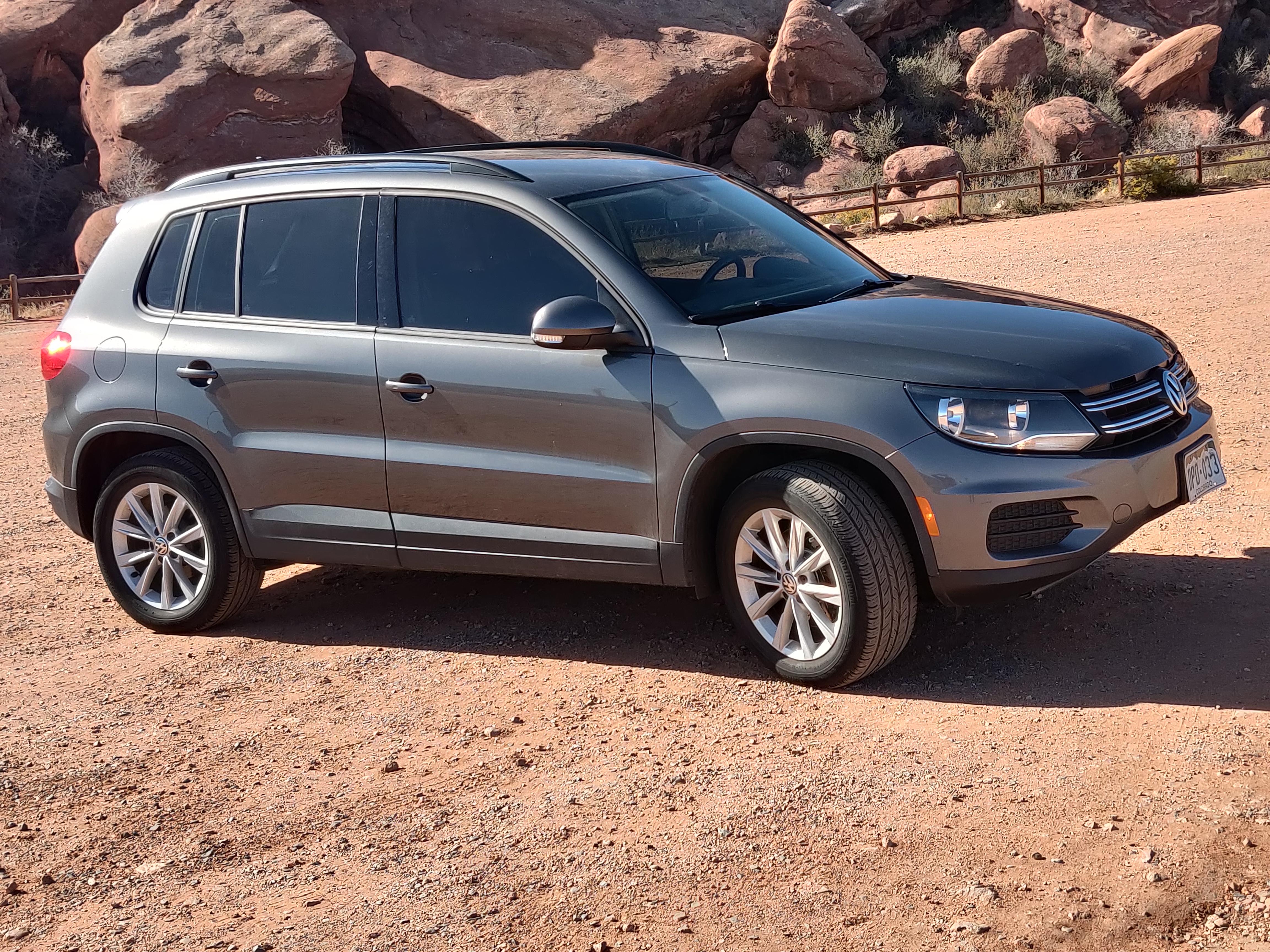Volkswagen Tiguan Limited 2017 in 