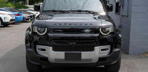 Land Rover Defender 2025