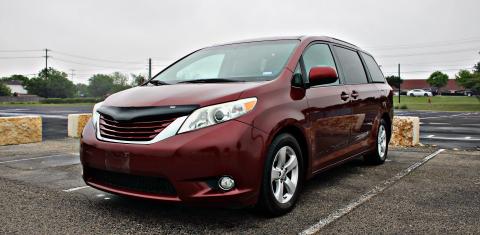 Toyota Sienna 2015