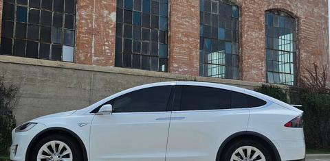 Tesla Model X 2016