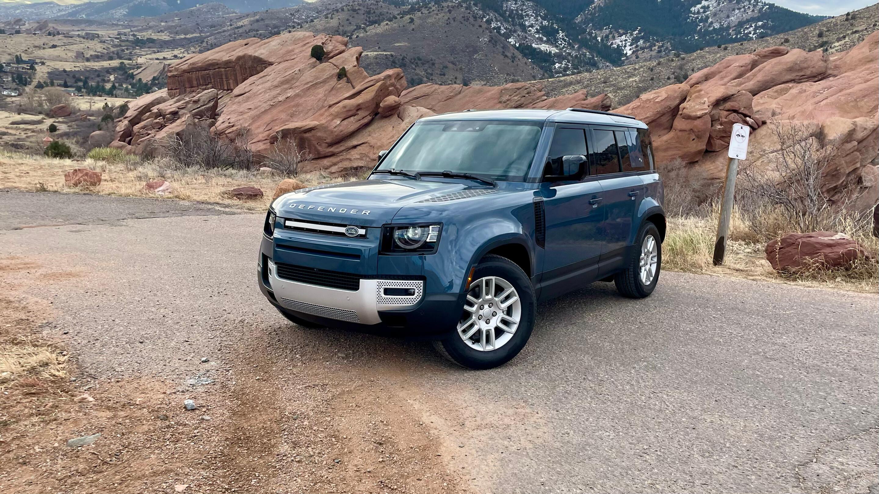 Land Rover Defender 2024 in 