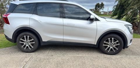 Mahindra XUV700 2024