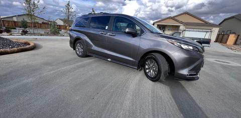 Toyota Sienna 2023