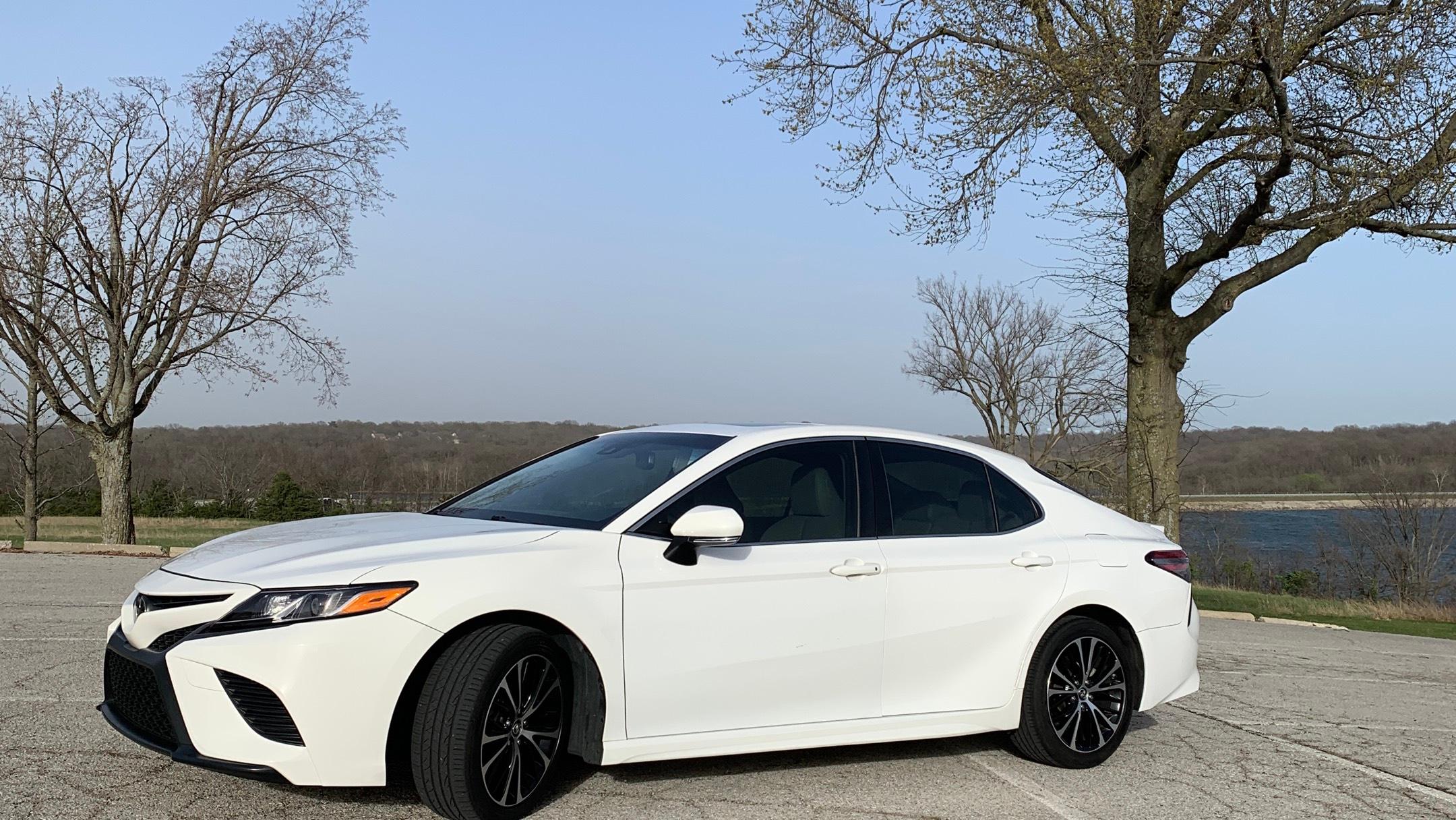 Toyota Camry 2018 in Blue Springs, MO