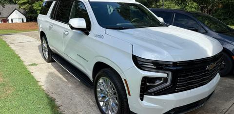 Chevrolet Suburban 2025