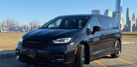 Chrysler Pacifica 2023