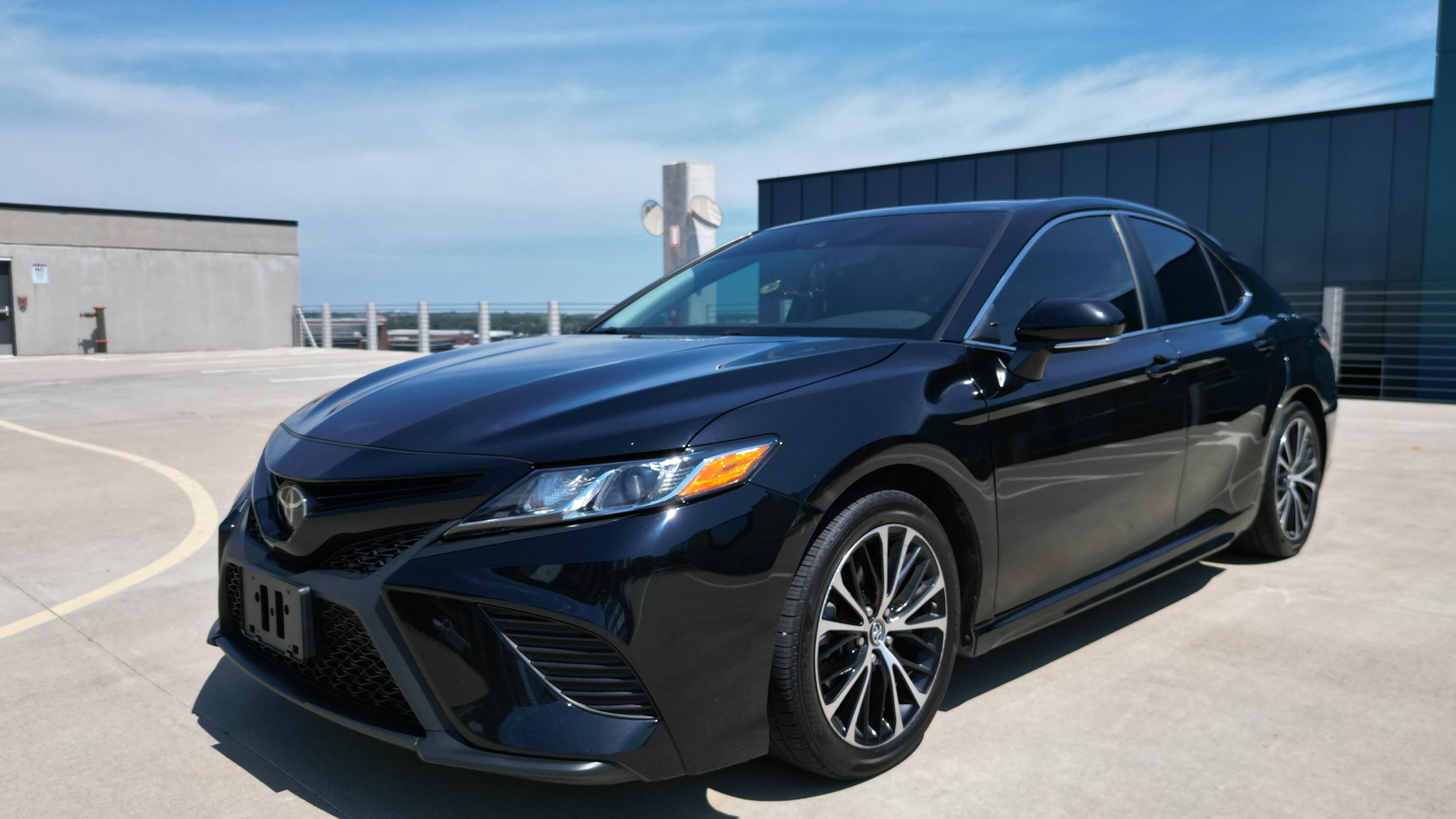 Toyota Camry 2019 in Lowell, AR