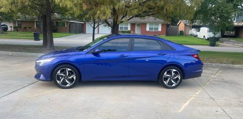 Hyundai Elantra 2023