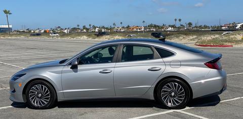 Hyundai Sonata Hybrid 2023