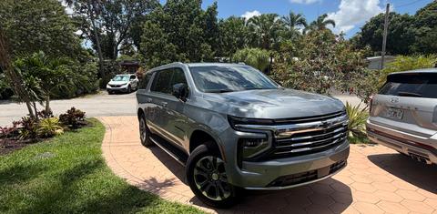 Chevrolet Suburban 2025