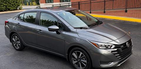 Nissan Versa 2025
