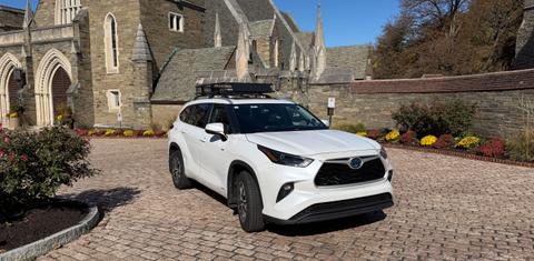 Toyota Highlander Hybrid 2023