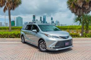 Toyota Sienna 2021 in Miami