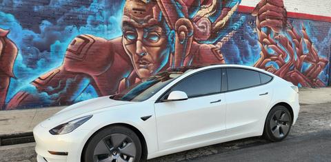 Tesla Model 3 2023