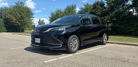 Toyota Sienna 2023
