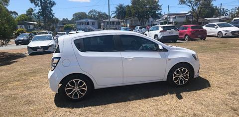 Holden BARINA 2017