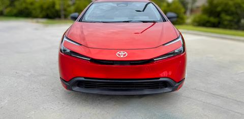 Toyota Prius 2025