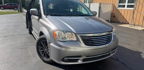 Chrysler Town & Country 2016