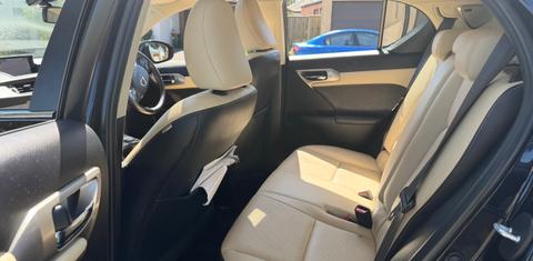 Lexus CT 200h. HYBRID 2015