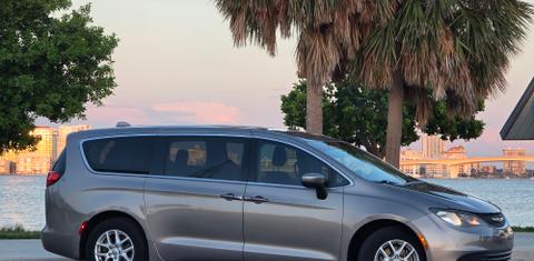 Chrysler Pacifica 2017