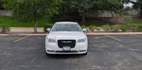 Chrysler 300 2016